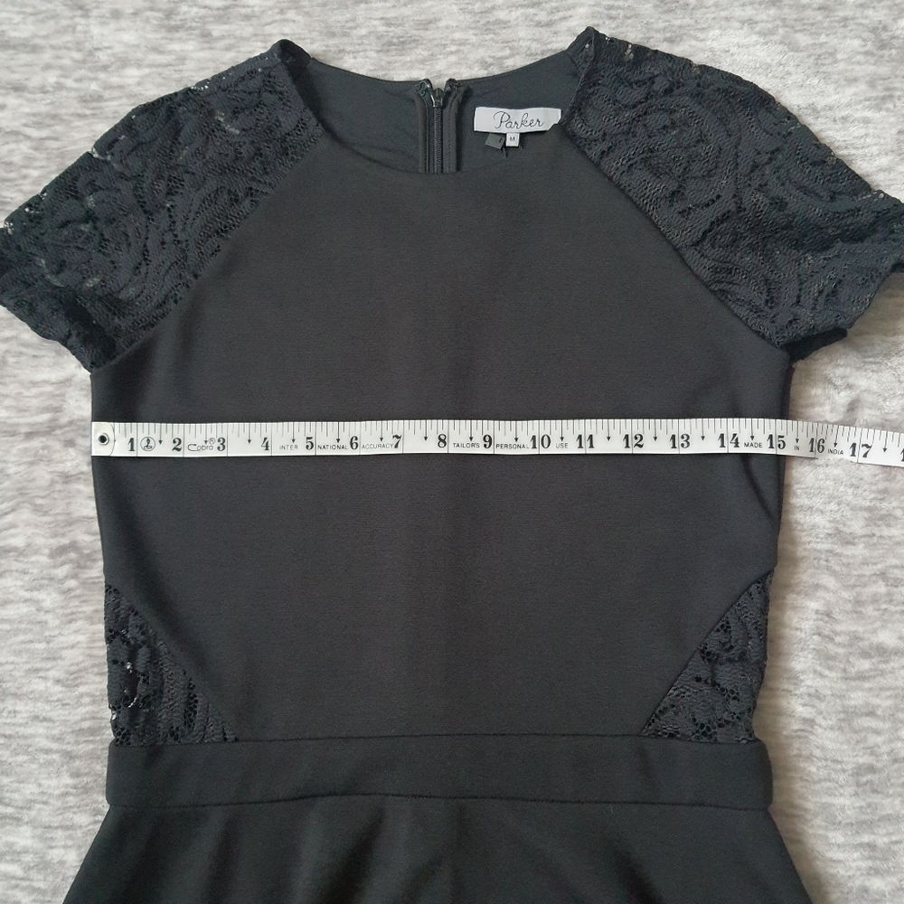 Parker Lace Short Sleeve Dress Fit and Flare Skater Lace Sides Size M NWT $242 - Picture 15 of 15